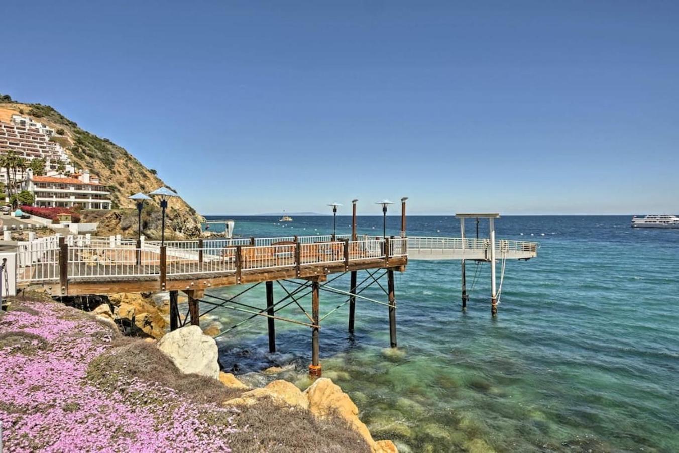 Gorgeous Oceanfront Villa With Panoramic Views Avalon Exterior foto