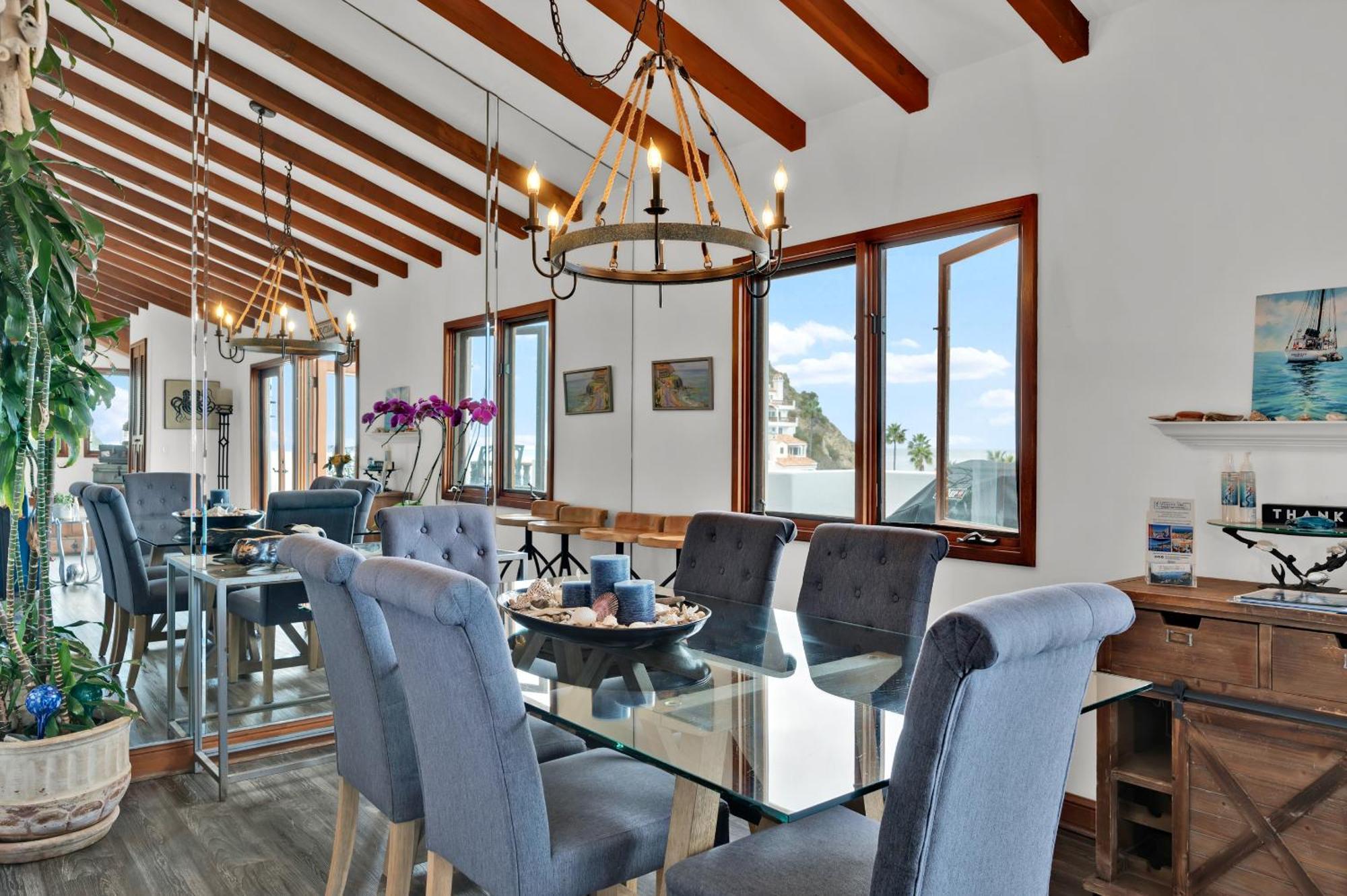 Gorgeous Oceanfront Villa With Panoramic Views Avalon Exterior foto