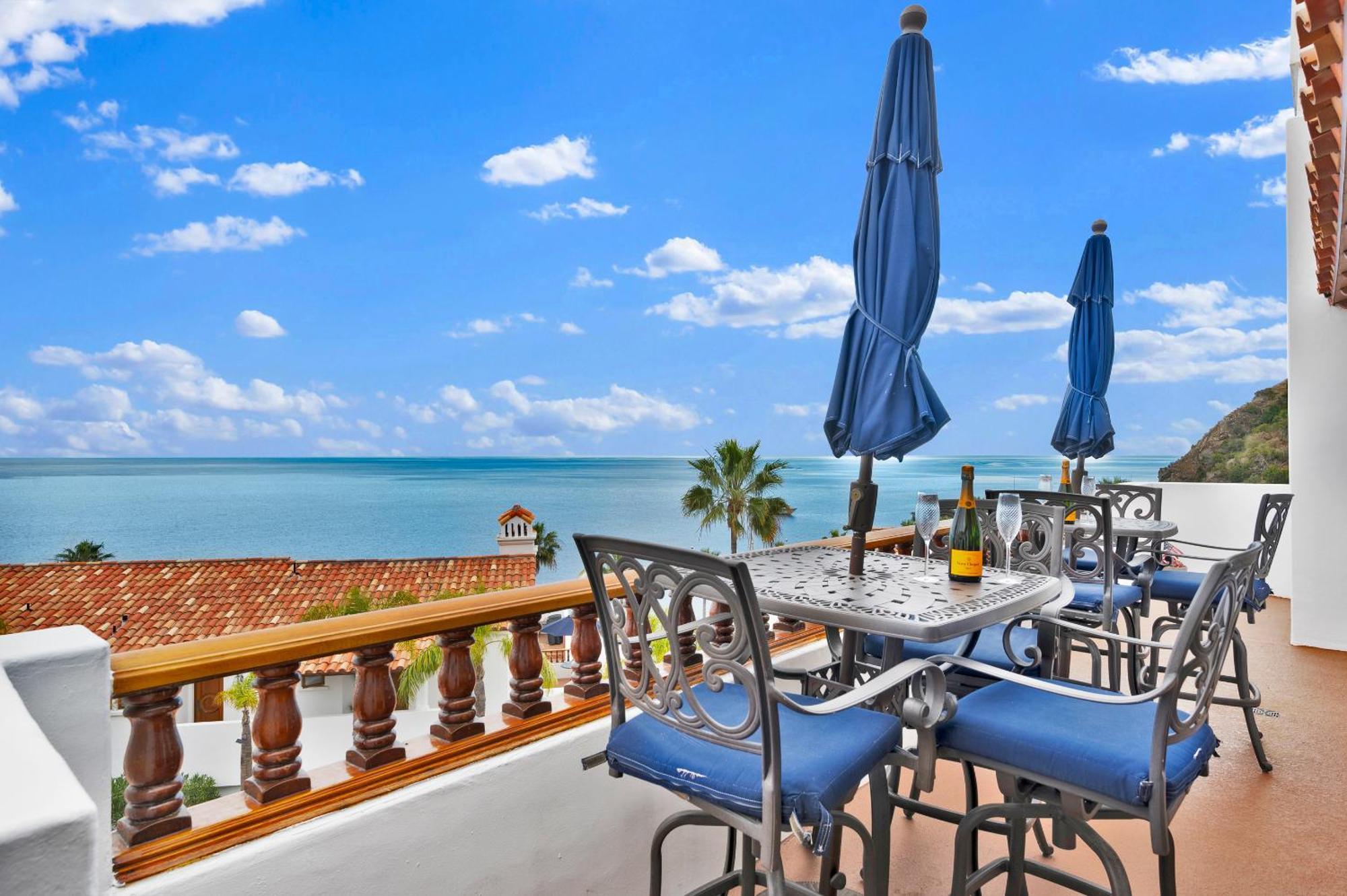 Gorgeous Oceanfront Villa With Panoramic Views Avalon Exterior foto